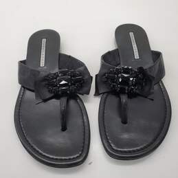 Vera Wang Lavender Label Women's Black Leather Embellished Thong Sandals Size 6M