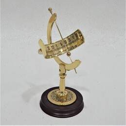 VTG Franklin Mint Instruments of Discovery Equatorial Sundial Base 1987