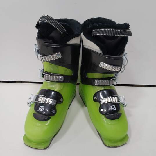 Men's Green & Black Salomon Ski Boots Size 8 image number 1