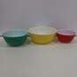 Bundle of 3 Multicolor Pyrex Bowls In Various Sizes image number 1