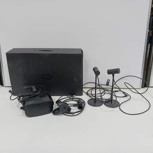 Oculus Black VR Headset IOB image number 1