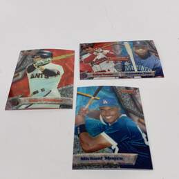 5.5Lbs Assorted Sports Trading Card Bundle alternative image