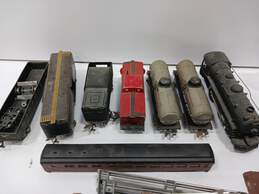 Bundle of Spectrum Train Cars, Tracks, And Controller (Train Set) alternative image