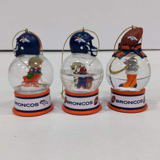 10pc. Set of The Danbury Mint Denver Broncos Football Ornaments image number 6