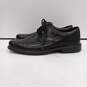 Clarks Men's Black Leather Dress Shoes Size 9M image number 1