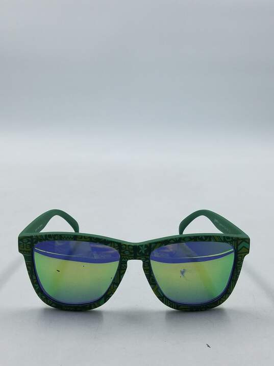 Goodr Green Tourist Trap Sunglasses image number 2