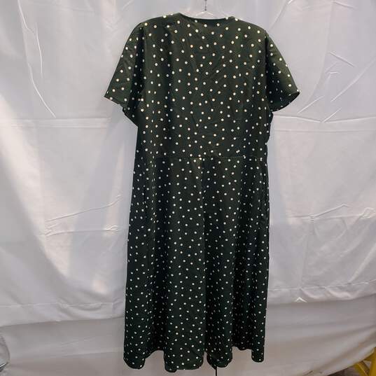Uniqlo Dark Green Printed Wrap Short Sleeve Dress NWT Women's Size L image number 2