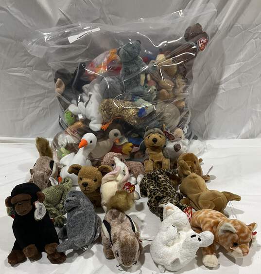 Lot Of Beanie Babies image number 3