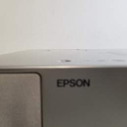 Epson EMP-TWD3 LCD Projector alternative image