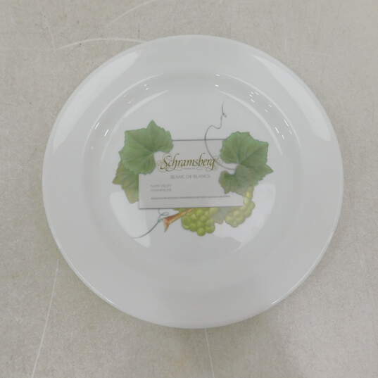 Wedgewood Grand Gourmet Vintage Collection Schramberg Blancde Blancs Champagne Plates image number 3