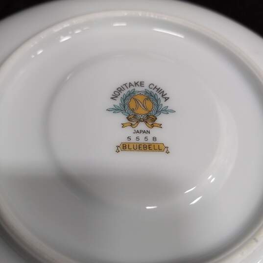 Set of 7 Vintage Bluebell Floral Bowls, Plates, Tea Cup & Saucer image number 6
