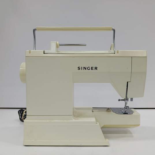 Singer Sewing  Machine image number 3