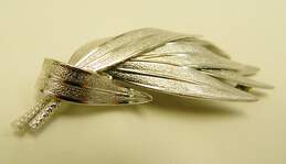 Vintage Coro Pegasus Silver Tone Brushed Leaf Brooch 19.7g alternative image