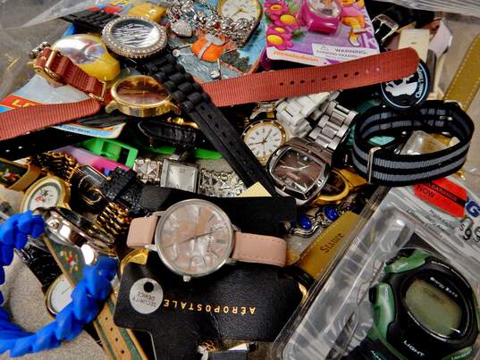 12.8Lbs BULK Watches & Watch Parts image number 1