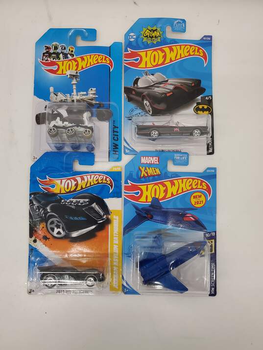 Lot of 4 Hotwheels Toy Cars sealed image number 1