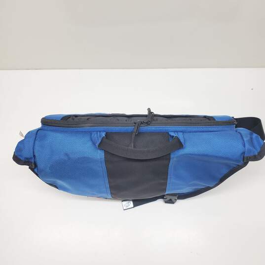 Timbuk2 Blue/Black Medium Messenger Bag 18"x12"x7" image number 5