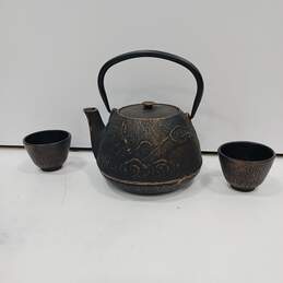 Bronze-Embossed Cast Iron Teapot & Cups Set alternative image
