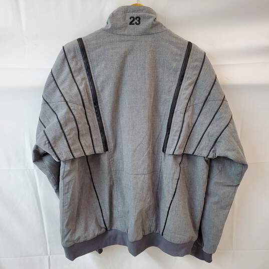 Air Jorden Men's Zip Up Jacket Gray in Size Large image number 4