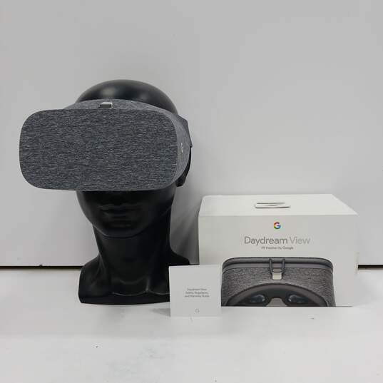 Google Day Dream View VR Headset image number 6