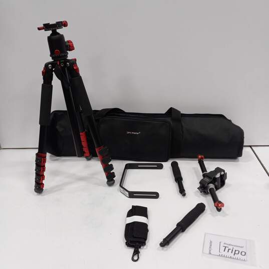 ProMaster Professional Specialists SPH45P Tripod in Case image number 1