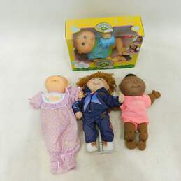 Lot of 4 Cabbage Patch Kid Dolls