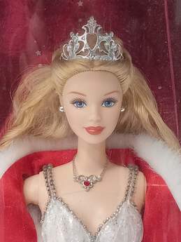 2001 Holiday Celebration Barbie In original box alternative image