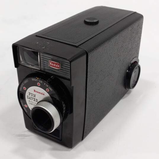 Kodak Brownie Fun Saver Movie Camera with the Case image number 2