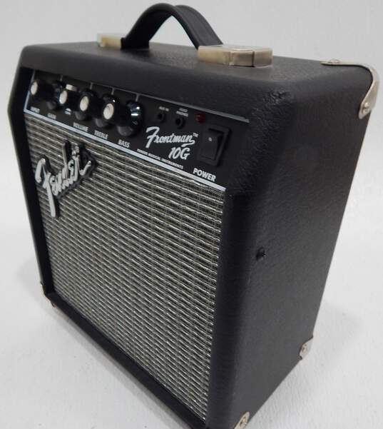 Fender Brand Frontman 10G Model Electric Guitar Amplifier w/ Attached Cable image number 3