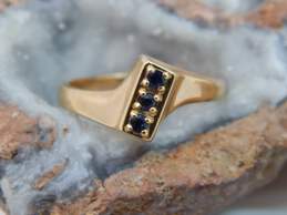 14K Gold Sapphire Ring 4.5g