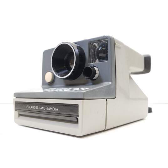 Polaroid-The Button- Instant Land Camera image number 1