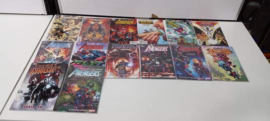 Avengers Comics Bundle image number 1