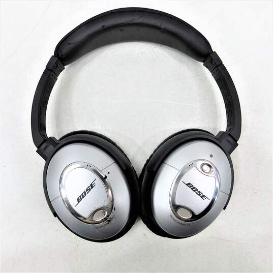 Bose Quiet Comfort 15 QC15 Noise Cancelling Headphones  with Case image number 2