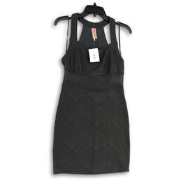 NWT Womens Gray Chevron Square Neck Sleeveless Sheath Dress Size Medium