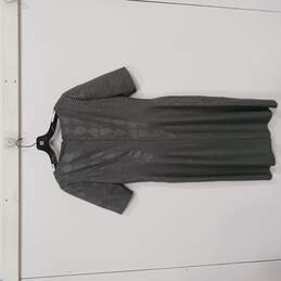 Women's Grey Patterned Dress Size 8 alternative image