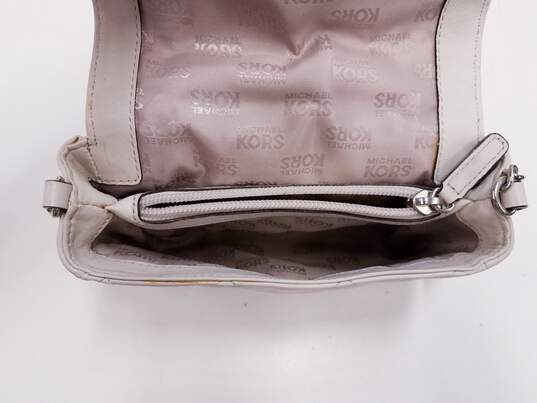 Michael Kors Quilted Mini Crossbody Bag White image number 9