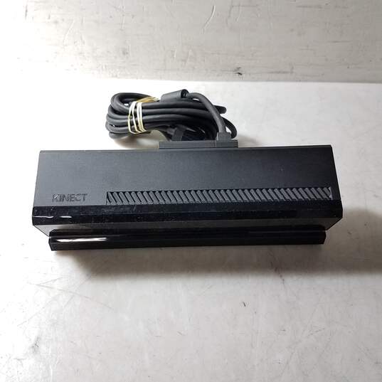 Untested Microsoft Kinect Model 1656 for Windows image number 1