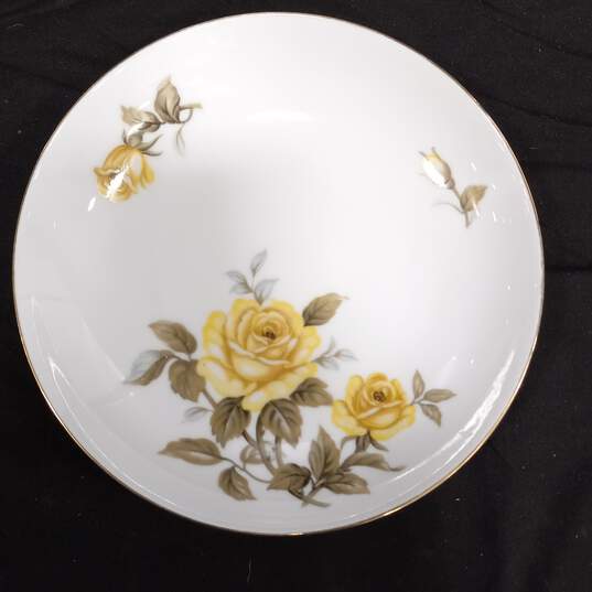 Vintage Harmony House Yellow Rose Dinner Service Set 8pc Lot image number 4