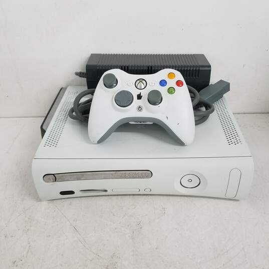 Microsoft Xbox 360 120GB Console Bundle with Controller #9 image number 1