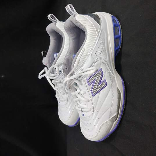 New Balance Womens Tennis Court Shoes Size 9.5  W image number 3