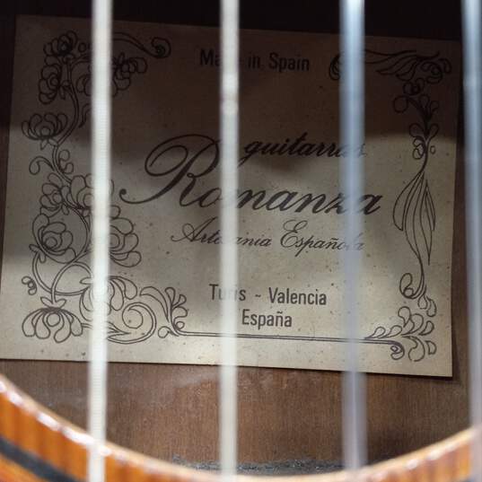 Romanza Spanish Acoustic Guitar image number 4