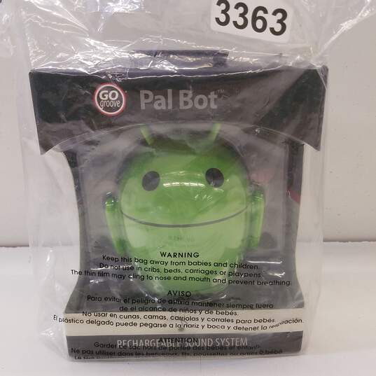 Go Groove Pal Bot Portable Speaker System, Bright Green, 4W RWS, 8W PEAK NIP image number 1