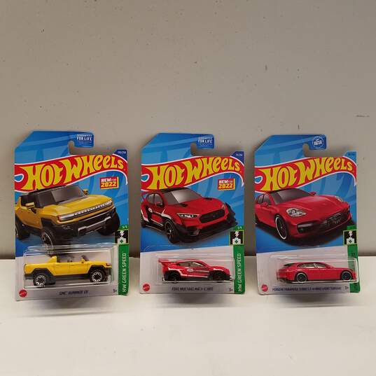 Lot of 9 Hot Wheels HW Green Speed Cars image number 3