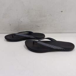 OluKai Ho'oplo Sandals Women's Black Flip Flops Size 6 alternative image