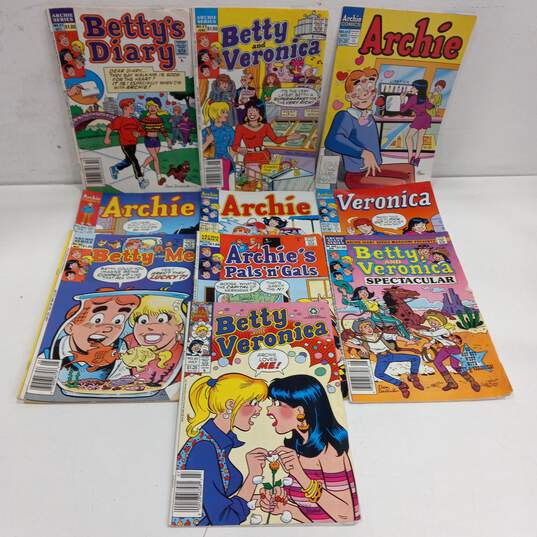 Vintage Bundle of 10 Assorted Archie Comic Books image number 1