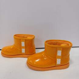 Women's UGG Orange Classic Clear Mini Boot Size 5 alternative image