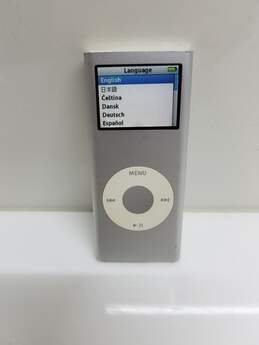 Apple iPod Nano 2nd Generation 2GB Silver A1199
