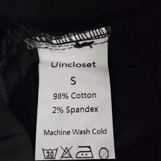 Unicloset Black Elastic Waist Shorts image number 3
