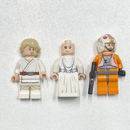 Mixed Lego Star Wars Minifigures Bundle (Set Of 15) image number 2