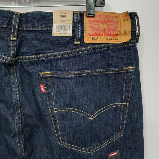 Men's Levi's 501 Jeans Size 40 x 32 NWT image number 3
