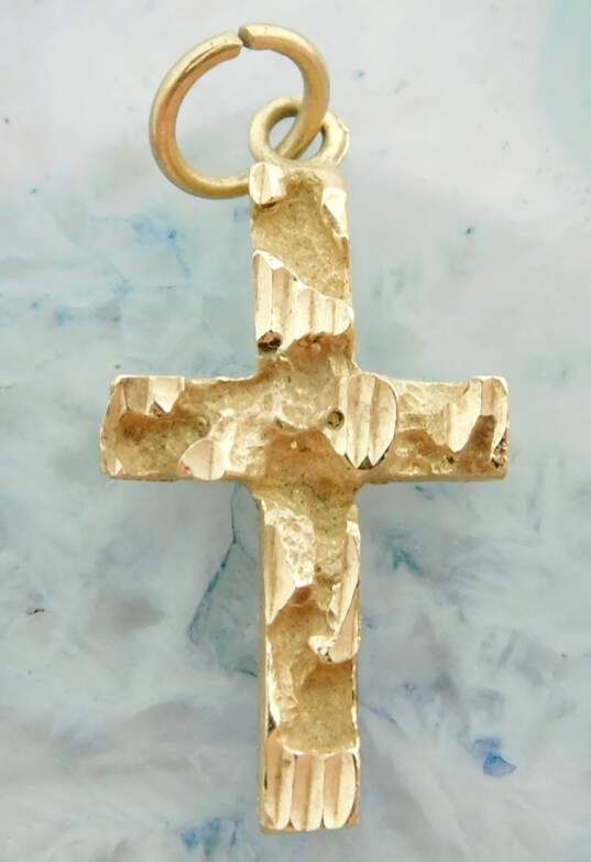 14K Yellow Gold Cross Pendant Charm 1.6g image number 1
